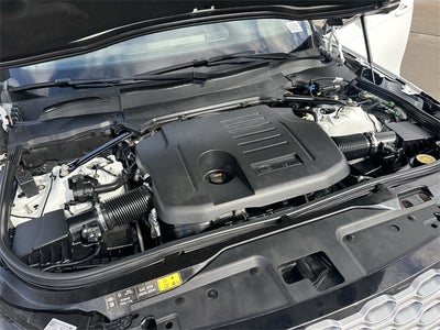 2023 Land Rover Discovery Metropolitan Edition