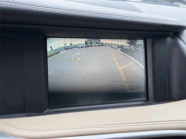 2017 INFINITI QX30 Premium