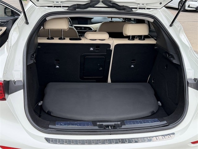 2017 INFINITI QX30 Premium