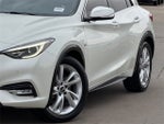 2017 INFINITI QX30 Premium
