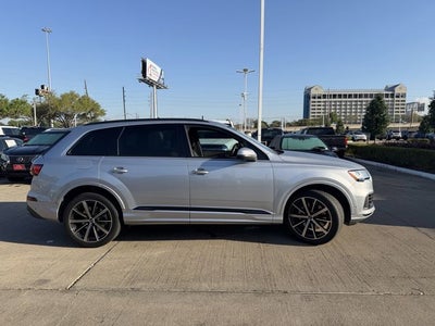 2021 Audi Q7 55 Premium Plus quattro