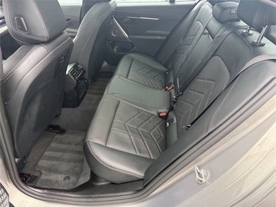 2024 BMW i5 eDrive40