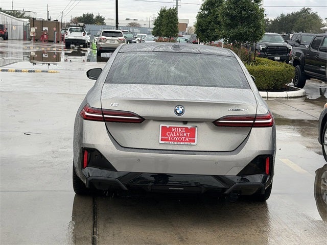 2024 BMW i5 eDrive40