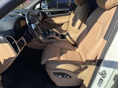 2019 Porsche Cayenne E-Hybrid Base