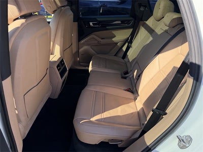 2019 Porsche Cayenne E-Hybrid Base