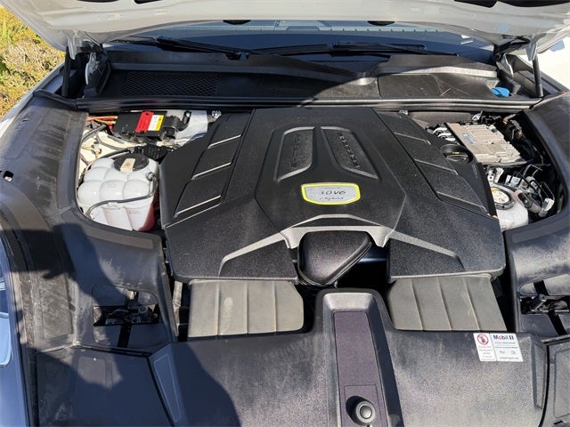 2019 Porsche Cayenne E-Hybrid Base