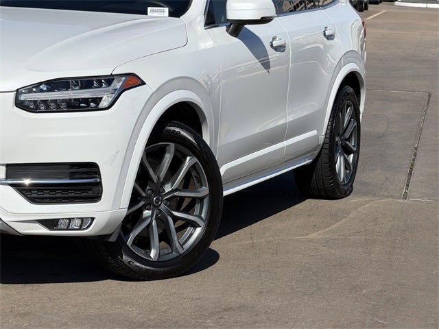 2019 Volvo XC90 T6 Momentum