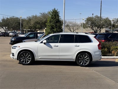 2019 Volvo XC90 T6 Momentum