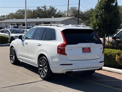 2019 Volvo XC90 T6 Momentum