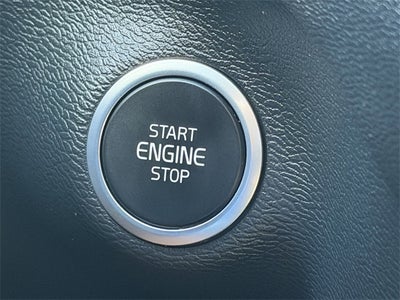 2023 Volvo XC40 B5 Plus Bright Theme