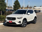 2023 Volvo XC40 B5 Plus Bright Theme